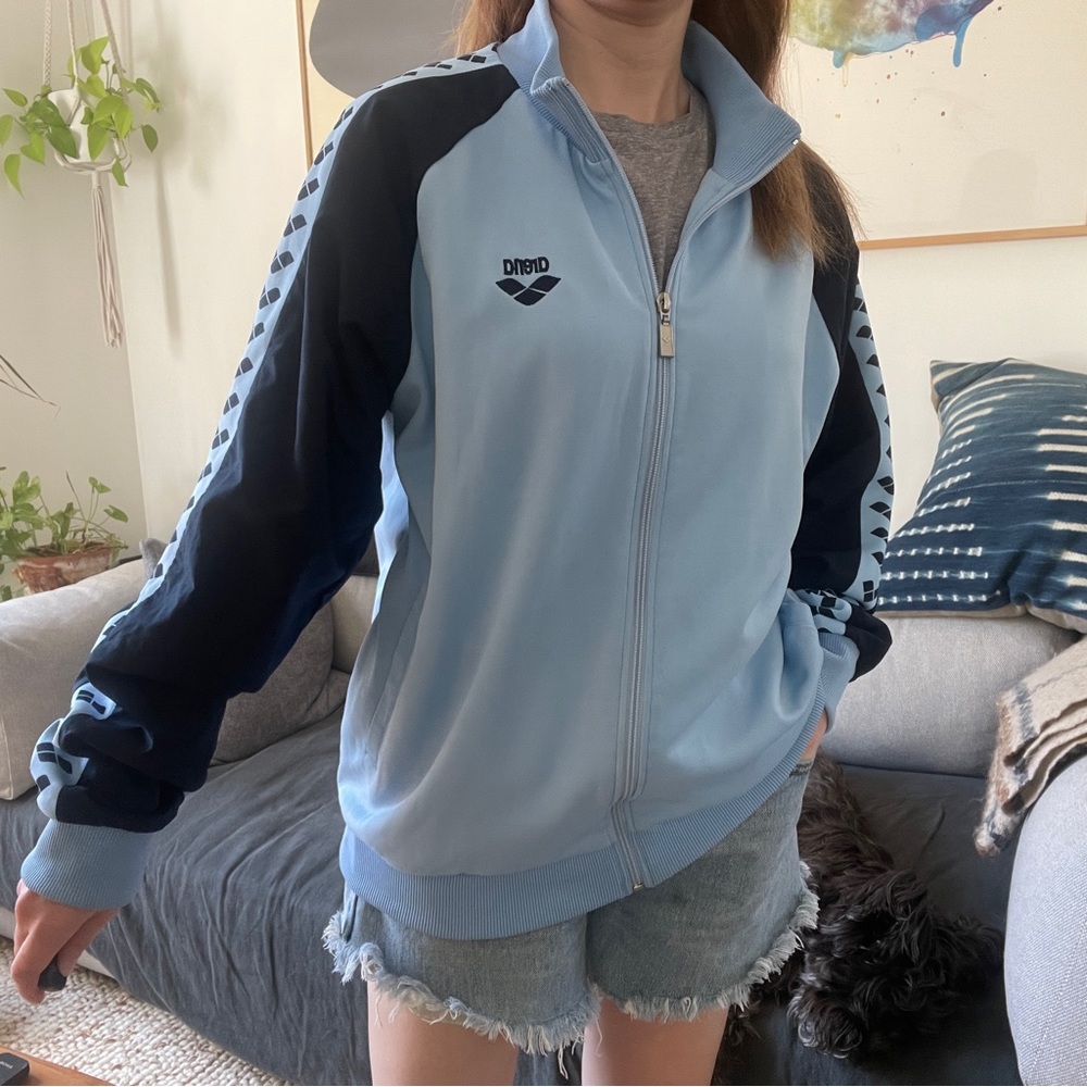 Men’s 90’s vintage Arena jacket from Japan size large